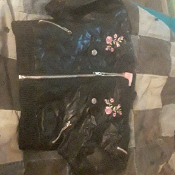 Nannette Girl Other - Size  2T -- black   Leather  Coat   ( GIRLS) 2 T.